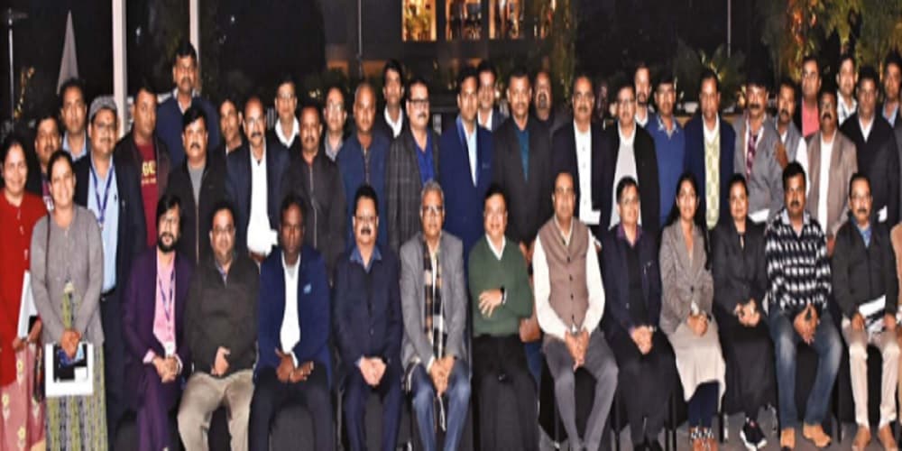 IIM रांची के प्राध्यापकों ने प्रभात खबर कर्मियों को सिखाया प्रबंधन कौशल