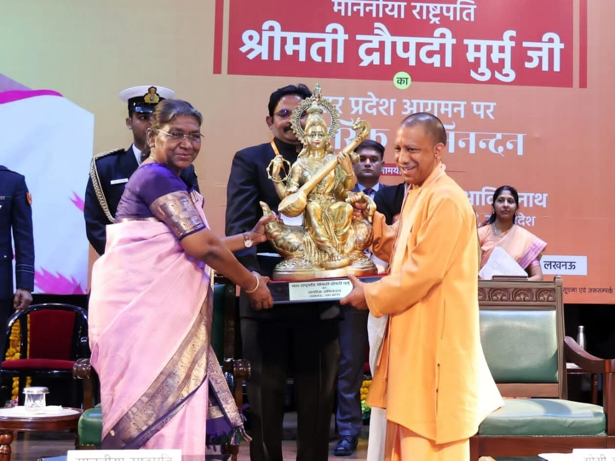 राष्ट्रपति द्रौपदी मुर्मू ने कहा, यूपी की जनता के भावपूर्ण स्वागत ने अविस्मरणीय बनाया दौरा