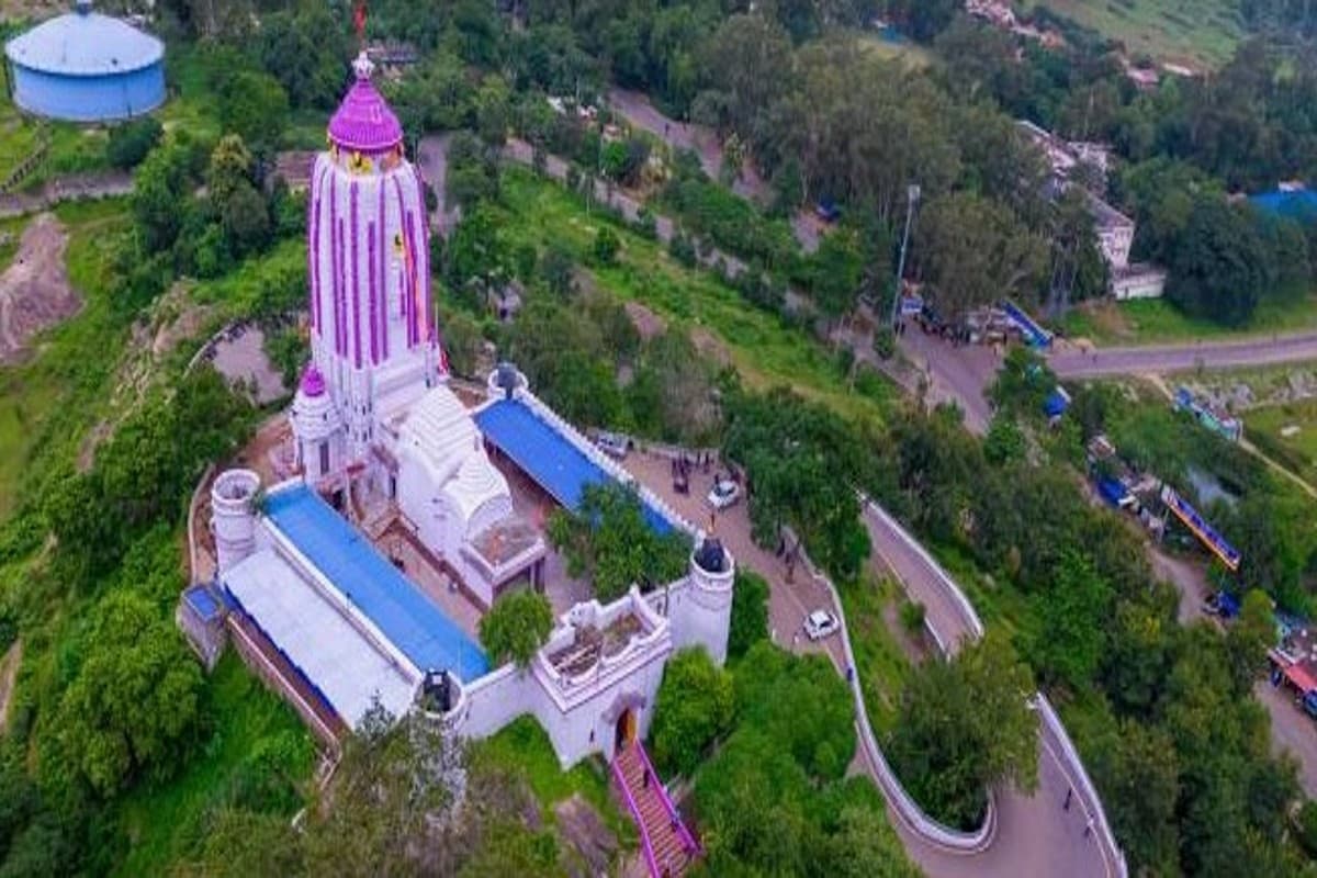 Ranchi Tourist Places: झारखंड की प्राकृतिक सुंदरता बांहें फैलाकर करती हैं स्वागत, एक दिन तो गुजारें यहां...