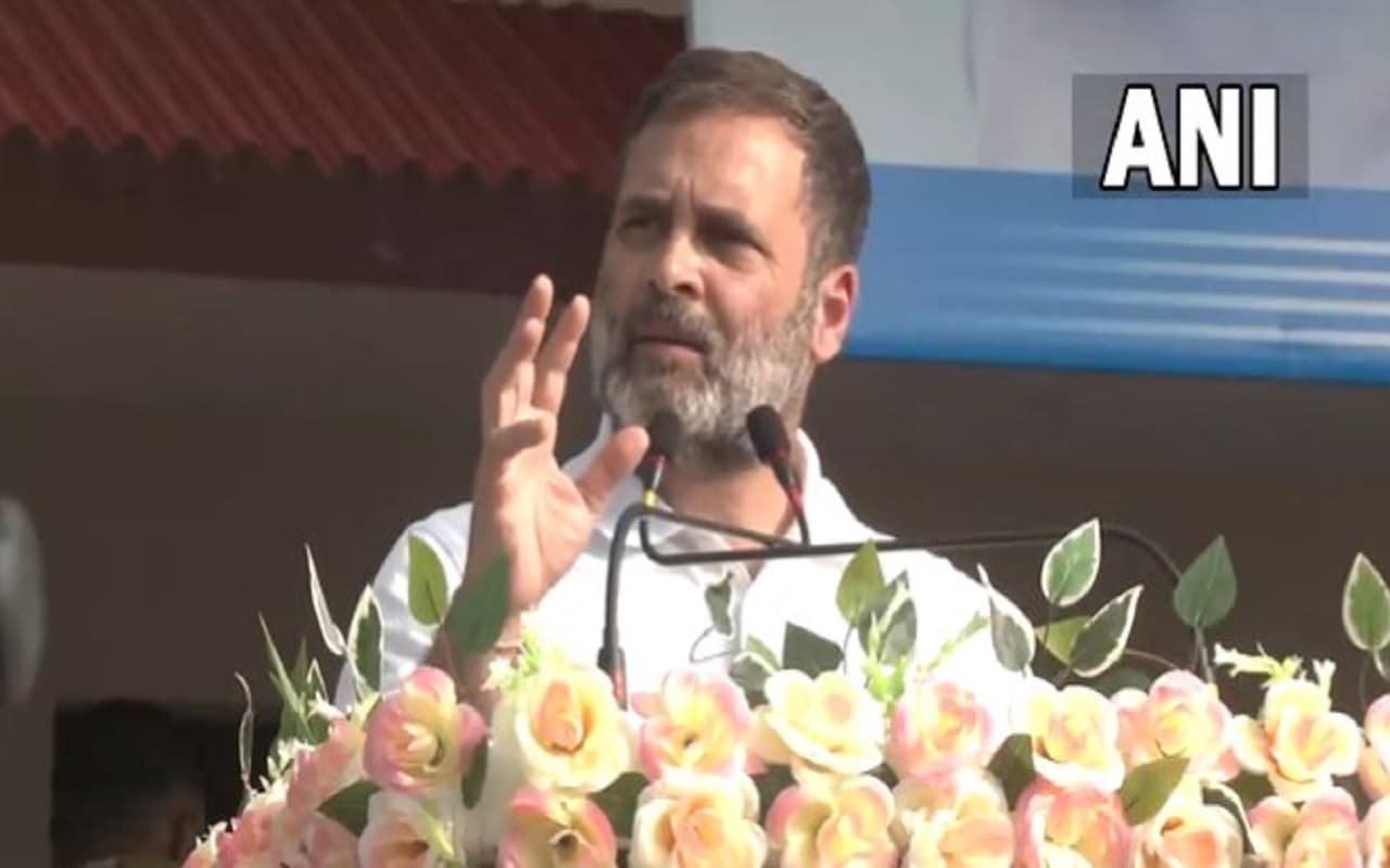 'राम मंदिर कार्यक्रम में अमिताभ-ऐश्वर्या वगैरह बुलाए गए लेकिन..' बिहार में राहुल गांधी ने जानिए क्या सवाल खड़े किए