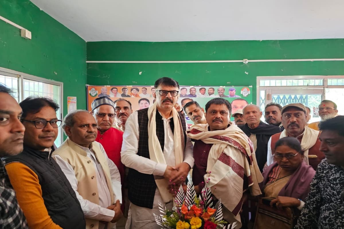 झारखंड: कांग्रेस MP धीरज साहू कैश रिकवरी मामले में राजेश ठाकुर ने केंद्र की नरेंद्र मोदी सरकार पर साधा निशाना