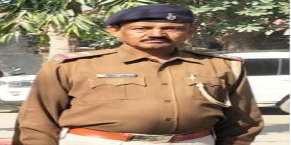 पलामू : पुलिस अवर निरीक्षक राजनंदन यादव का हार्ट अटैक से निधन, थाना में पसरा मातम