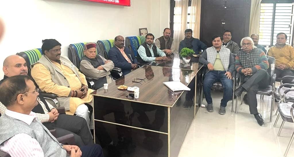 राज्य कर्मचारी संयुक्त परिषद चलाएगा कर्मचारी जोड़ो अभियान, मेडिकल कालेजों के पद खत्म करने का होगा विरोध