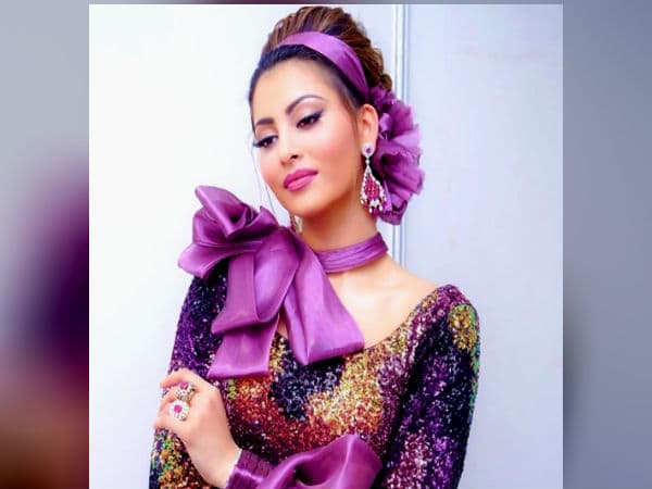 क्या आपको भी उर्वशी रौतेला के 'प्यार के चर्चे' की खबर मिली है? पढ़िए पूरी डिटेल