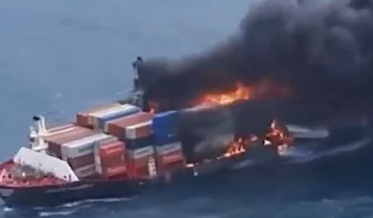 लाल सागर में नहीं थम रहे हूती विद्रोहियों के हमले, विश्व व्यापार पर खतरा, माल ढुलाई 600 प्रतिशत महंगी