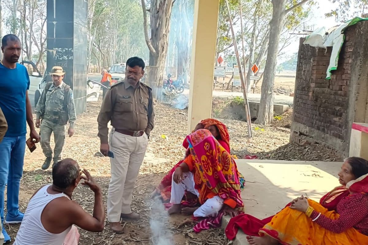 झारखंड: बाबा धाम से पूजा कर लौट रहे नेपाल के 10 श्रद्धालु सड़क हादसे में गंभीर रूप से घायल, स्कॉर्पियो क्षतिग्रस्त