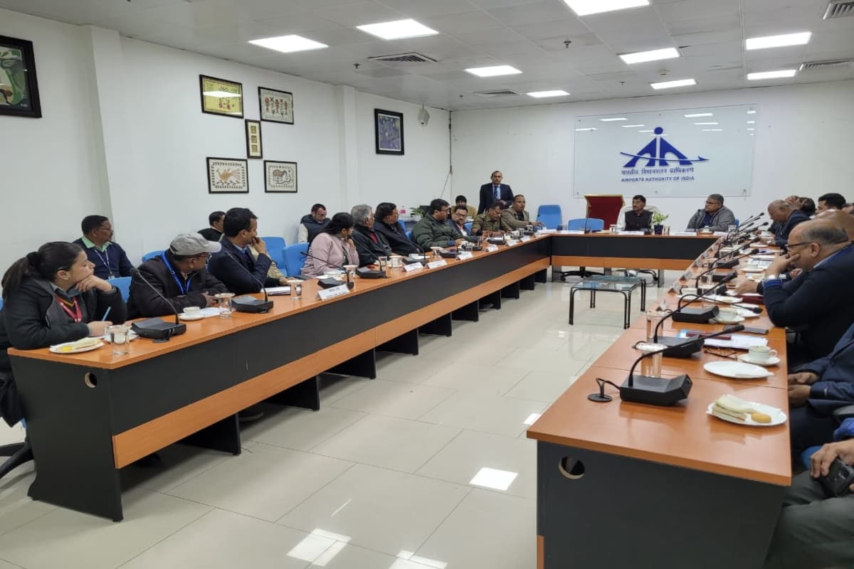 100 करोड़ से रांची एयरपोर्ट की बदल रही तस्वीर, फ्लाइट में स्टूडेंट को 25 किलो तक सामान ले जाने की छूट-संजय सेठ