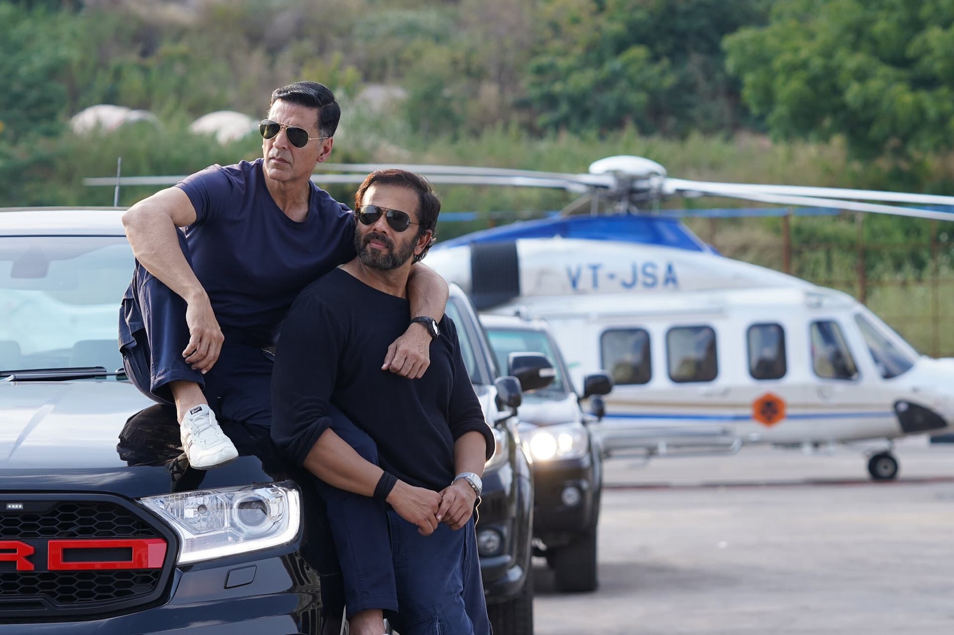 Sooryavanshi Box Office Collection: दूसरे दिन भी चला फिल्म ‘सूर्यवंशी’ का जादू, किया इतने करोड़ का कलेक्शन