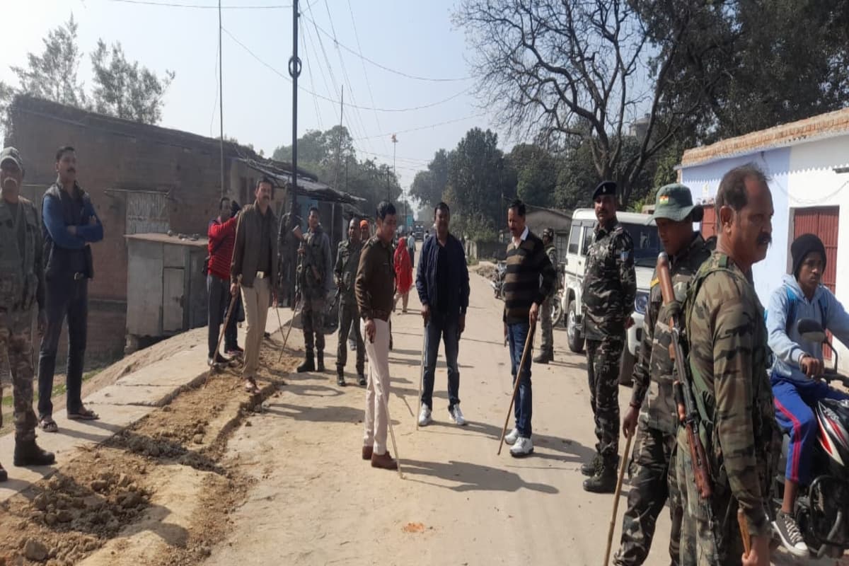 झारखंड: गिरिडीह में दो पक्षों में विवाद के बाद पथराव, स्थिति नियंत्रण में, कैंप कर रही पुलिस