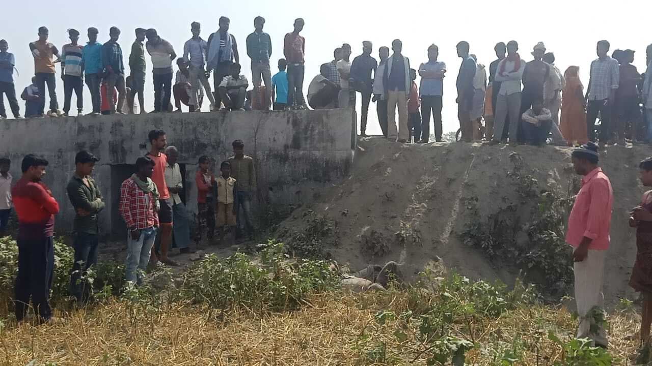 Bihar Crime News: बिहार के सुपौल जिले में खेत से तीन लावारिस शव मिलने से सनसनी, जांच में जुटी पुलिस