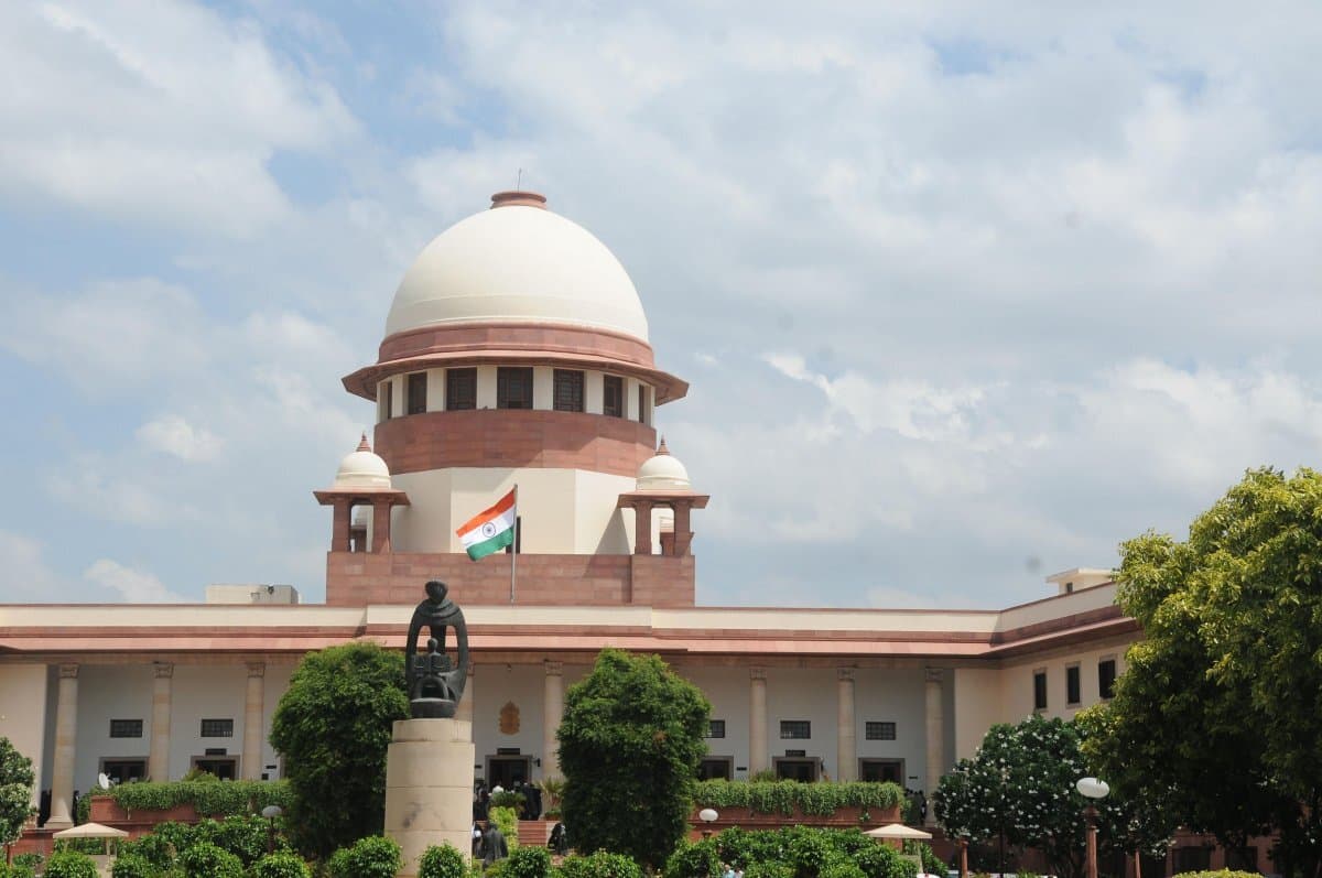 जीएसटी वसूली पर सुप्रीम कोर्ट सख्त, केंद्र सरकार को दिया कड़ा निर्देश