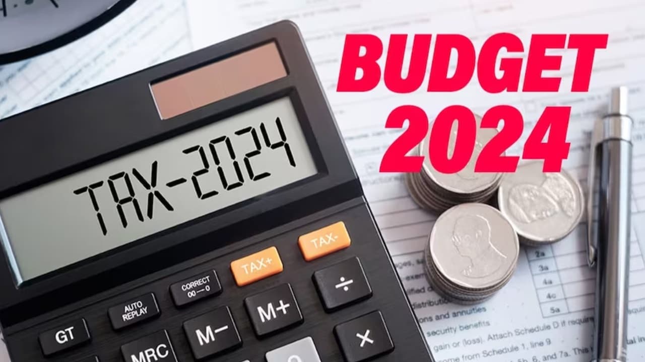 Budget 2024 Income Tax: आमलोगों को इनकम टैक्स में राहत नहीं, केंद्र सरकार ने आयकर स्लैब में नहीं किया बदलाव