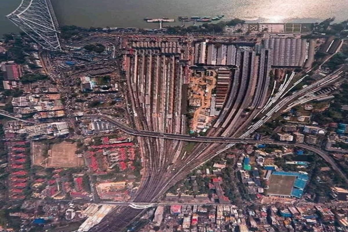 India Largest Railway Stations: ये हैं भारत के 8 सबसे बड़े रेलवे स्टेशन, यहां सभी रूट के लिए मिल जाएगी ट्रेन