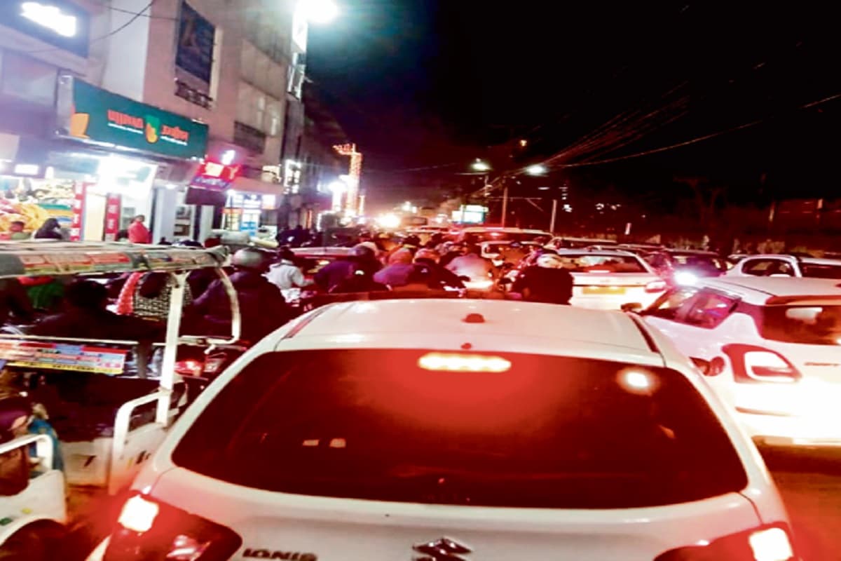रांची में नहीं सुधरी ट्रैफिक जाम की स्थिति तो एसपी ने खुद संभाला मोर्चा