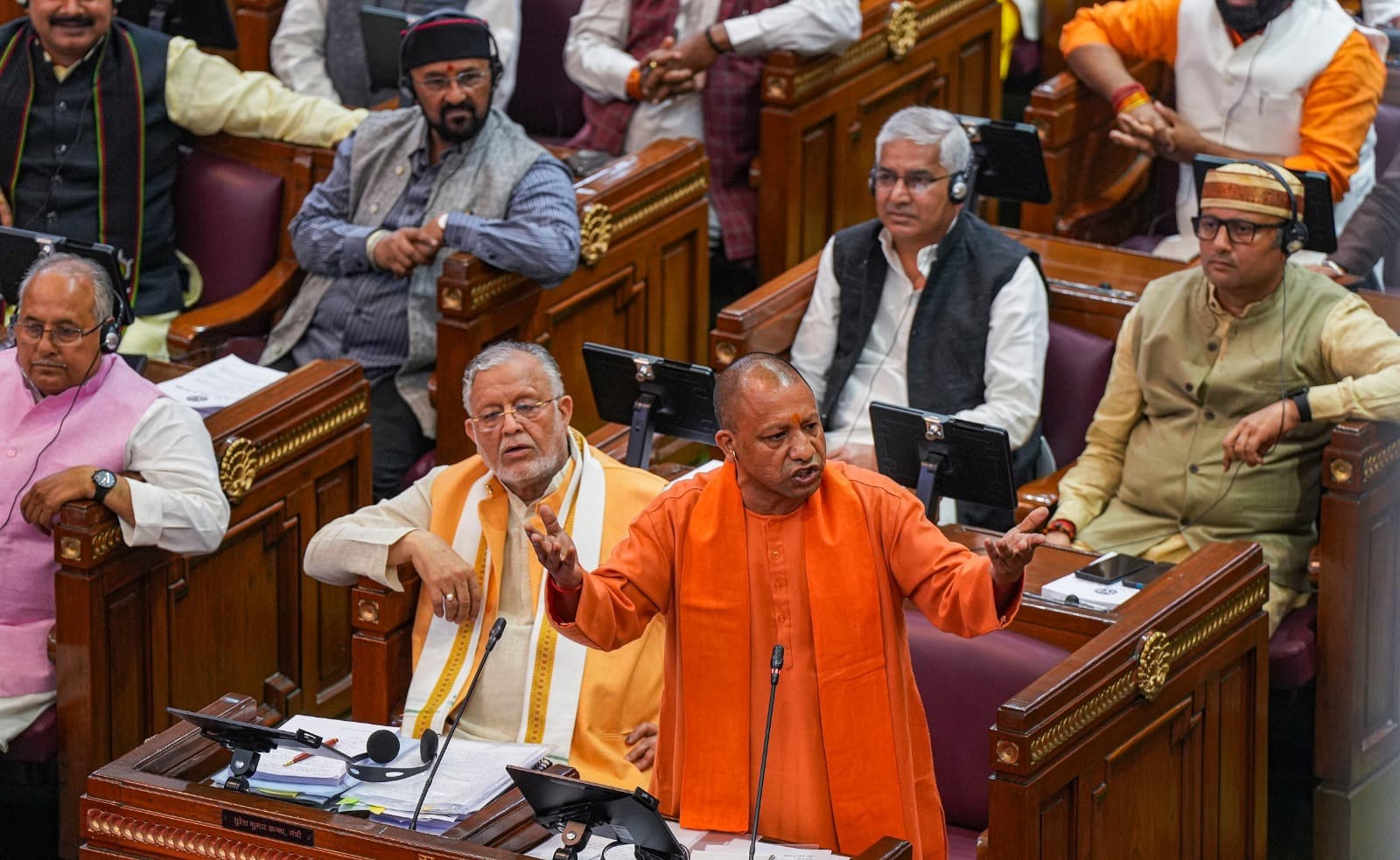 UP budget session 2023 : सीएम योगी बोले- भगवान राम अपने मंदिर में विराजमान होंगे तो दुनिया होगी गौरवान्वित