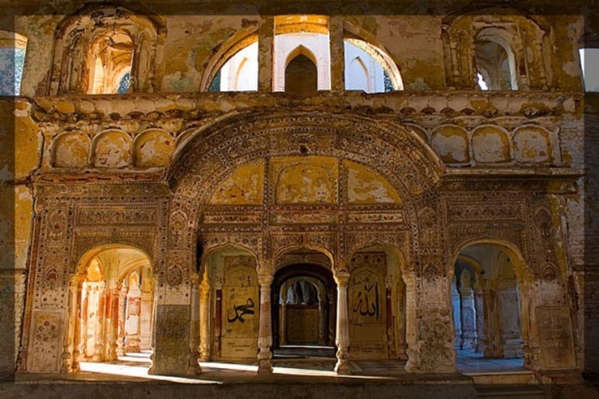 72 साल तक पाकिस्तान में बंद था ये हिंदू मंदिर, किसी ने नहीं की पूजा, जानिए किस भगवान की है मूर्ति