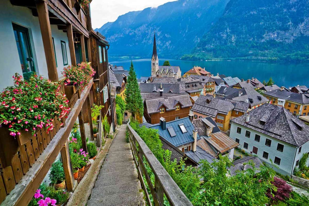 Top 4 Beautiful Villages: ये हैं भारत के 4 सबसे खूबसूरत और बेस्ट गांव, लाइफ में एक बार जरूर जाएं घूमने Top 4 Beautiful Villages: ये हैं भारत के 4 सबसे खूबसूरत और बेस्ट गांव, लाइफ में एक बार जरूर जाएं घूमने