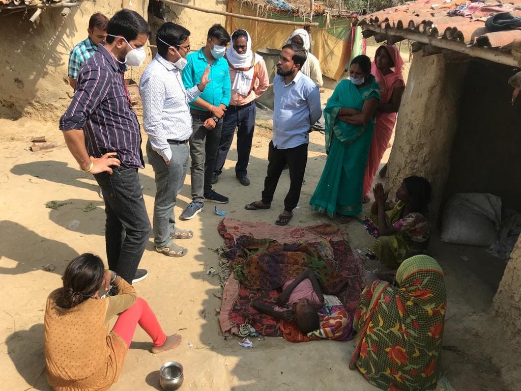 बनारस में कुपोषण की शिकार बच्ची का वीडियो वायरल होने के बाद मचा हड़कंप, प्रशासन ने लिया ये एक्शन