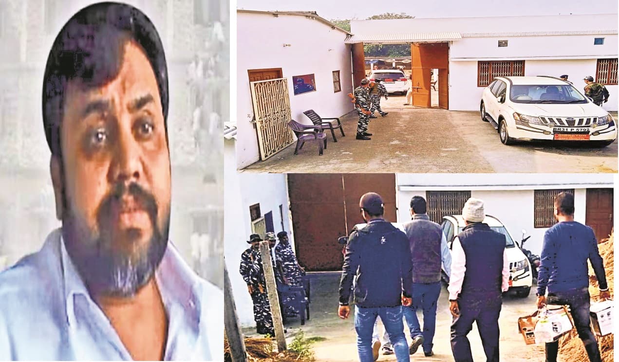 तीन करोड़ कैश, जमीन से जुड़े 100 दस्तावेज, बिहार में टॉपर घोटाले के किंगपिन के यहां छापेमारी में हुए बरामद