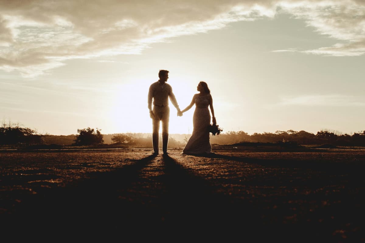 विश्व विवाह दिवस : वैवाहिक रिश्ता सहेजने में काम आयेंगे ये टिप्स