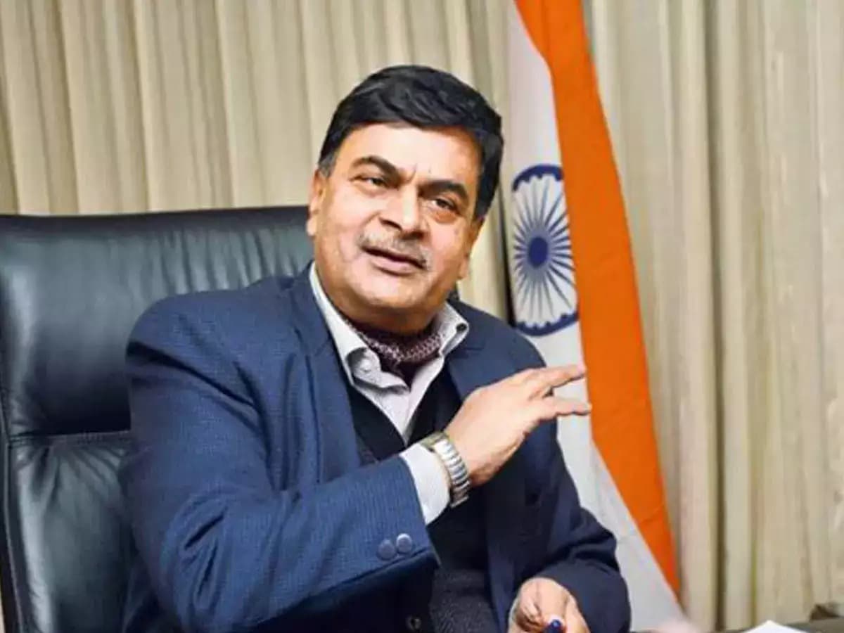 Lok Sabha Election 2024: रिटायर अफसर  भी खादी पहन कर राजनीतिक फलक पर चमके