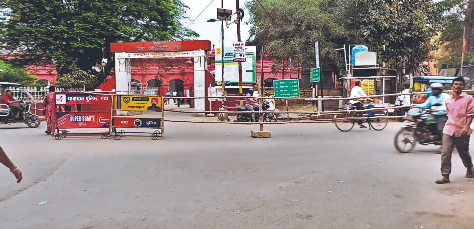 गया में आज से नामांकन: 25 स्थानों पर मजिस्ट्रेट व दारोगा की तैनाती, इन क्षेत्रों में रहेगी नो इंट्री...