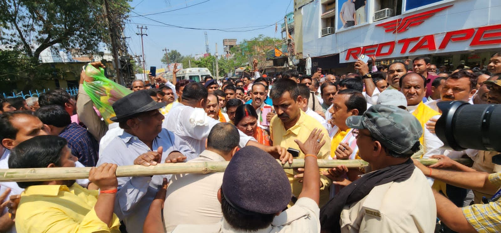 लोकसभा चुनाव-2024: विवेक ठाकुर और श्रवण कुशवाहा समेत इन 17 प्रत्याशियों ने अन्तिम दिन किया नामांंकन