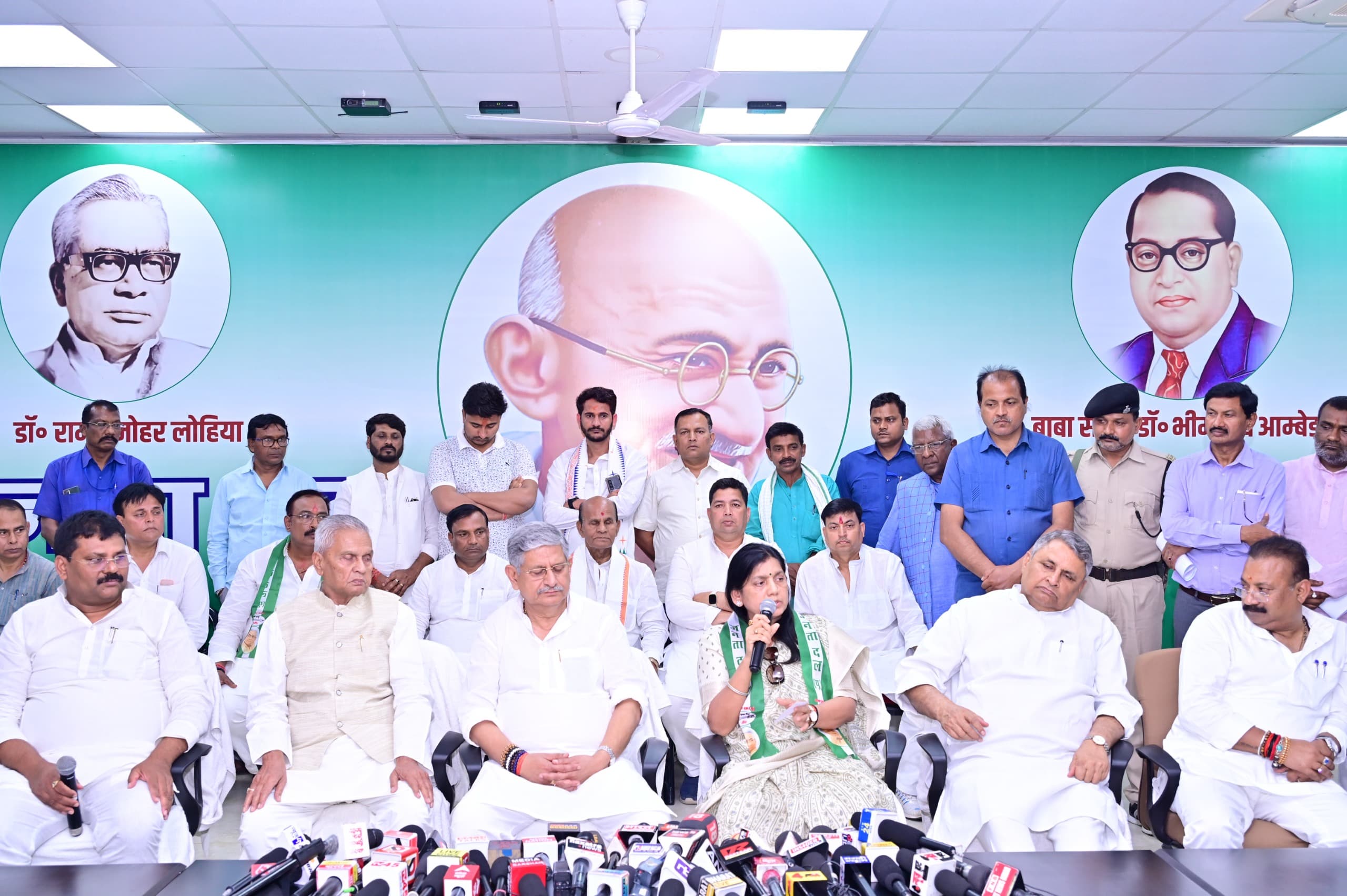 लवली आनंद जदयू में शामिल