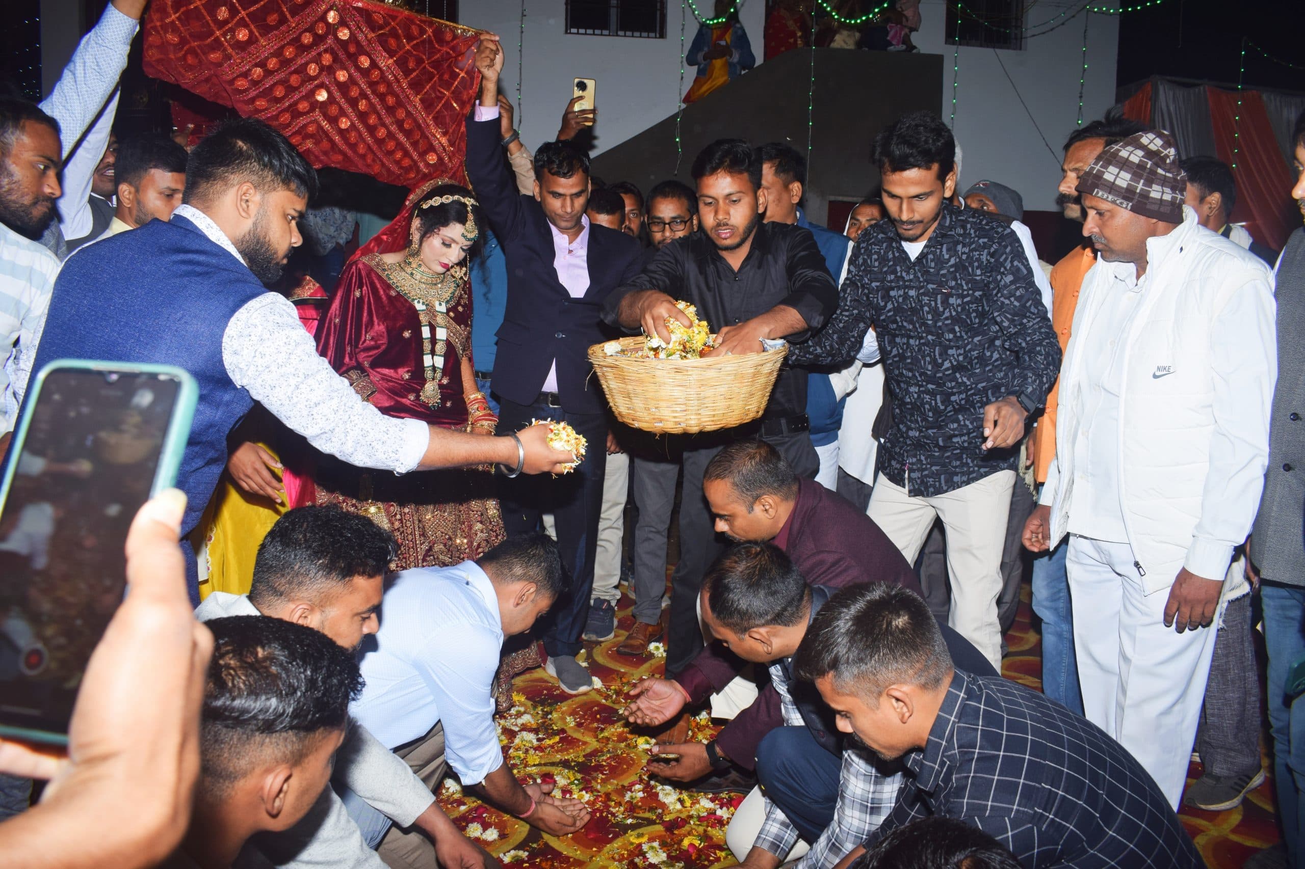 Wedding News in Bihar: चार कमांडो ने सिर पर तानी चादर, तो 12 ने बहन के लिए बिछा दी हथेली