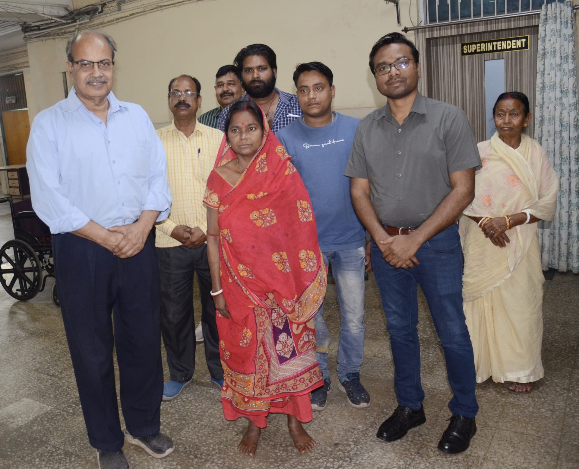 आयुष्मान योजना : SNMMCH में 85 हजार रुपए में महिला के दोनों घुटनों का सफल प्रत्यारोपण