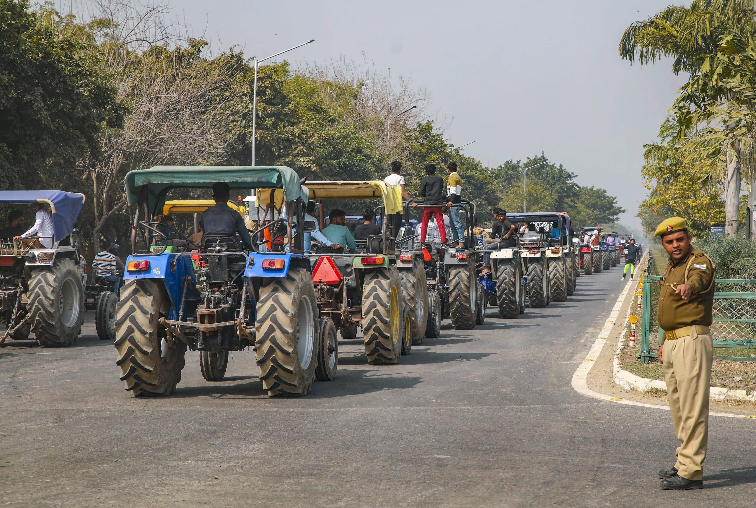 Farmer Protest: 10 मार्च को देशभर में किसानों का रेल रोको अभियान, बार्डर पर ताकत बढ़ाने की तैयारी