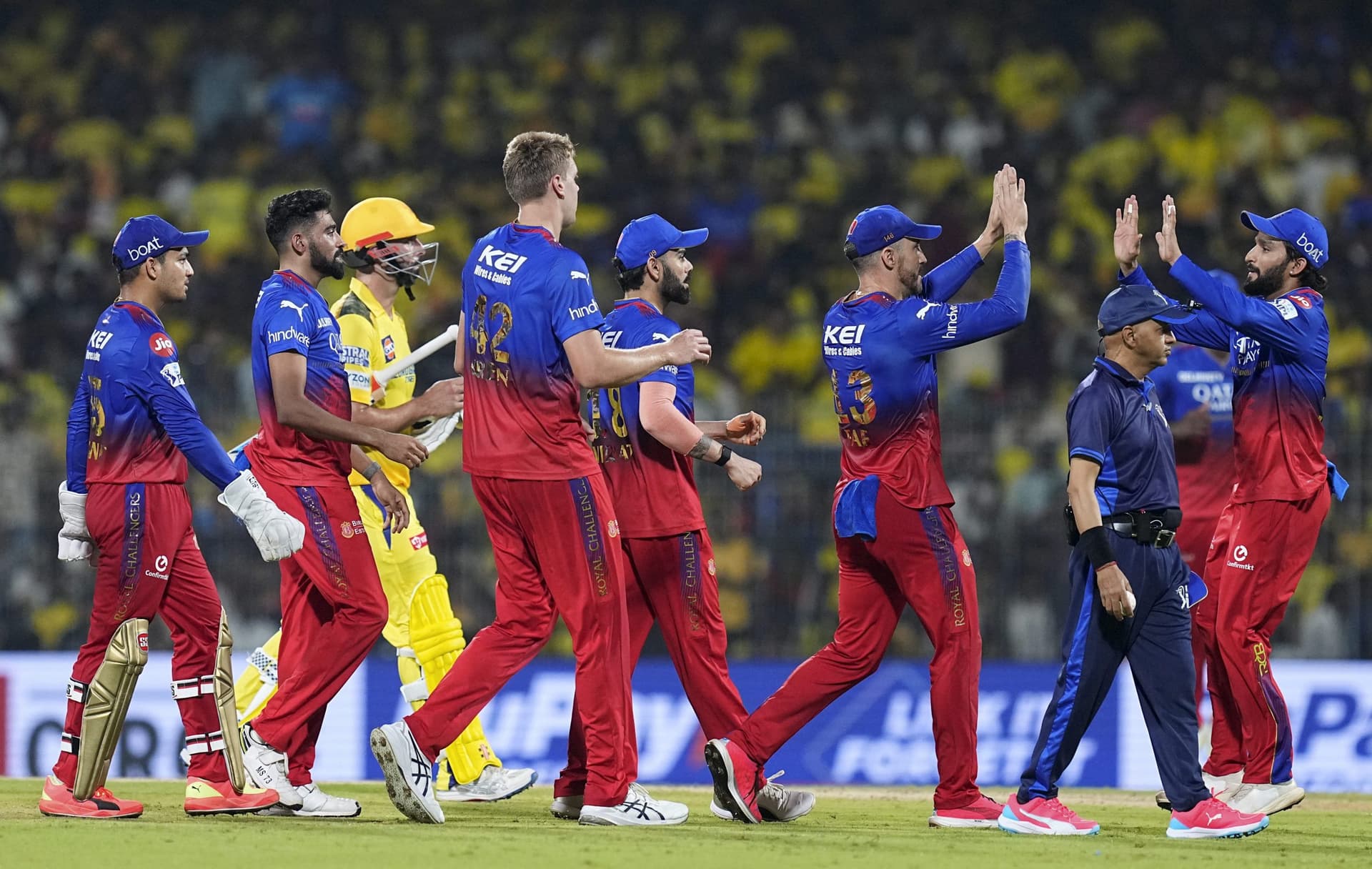 IPL 2024 : प्लेऑफ की दौड़ में CSK, LSG और RCB में से कौन मार सकता है बाजी?
