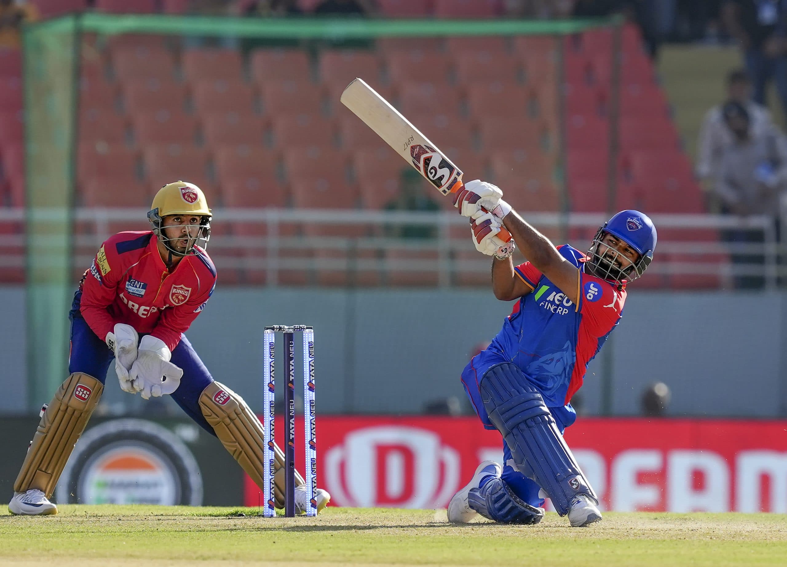 IPL 2024, DC vs PBKS: दिल्ली ने पंजाब को दिया 175 रन का लक्ष्य, अभिषेक पोरेल ने 10 गेंद पर बनाए 32 रन