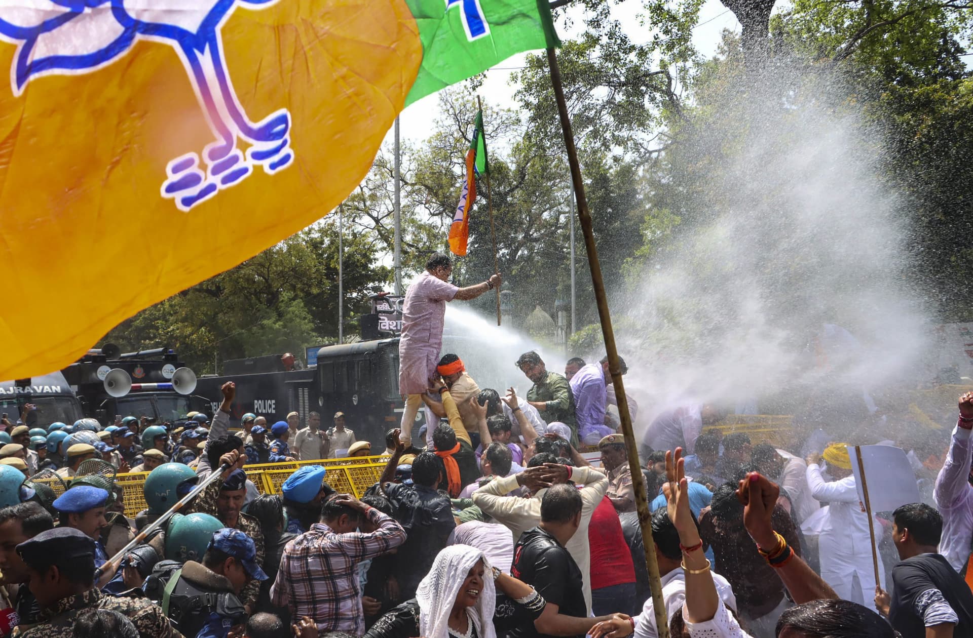 BJP Candidate List: भाजपा ने भदोही से विनोद बिंद को उम्मीदवार बनाया, मौजूदा सांसद का टिकट काटा
