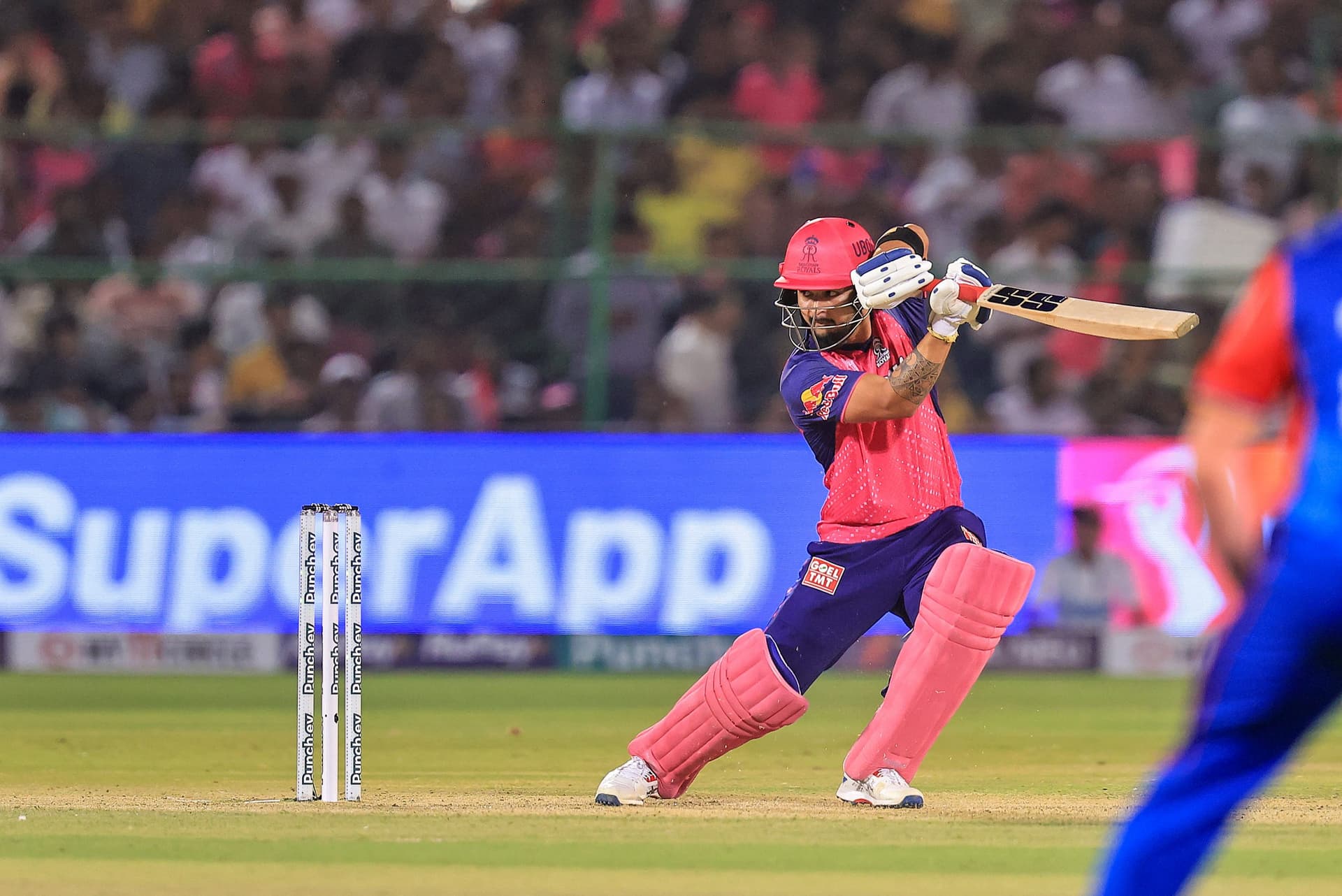 IPL 2024, RR vs DC: राजस्थान ने दिल्ली को 12 रनों से हराया, रियान पराग चमके