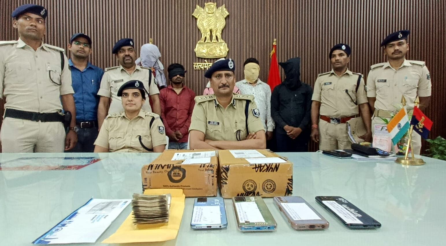 डिलीवरी बॉय मिनटों में खाते से गायब कर रहे पैसे, मुजफ्फरपुर पुलिस ने तीन को किया गिरफ्तार