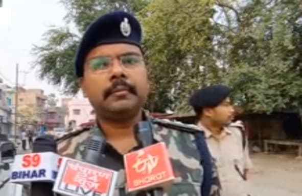 Girl Murder: बेतिया में लापता बच्ची का शव बरामद, आरोपी फुफेरा भाई समेत 4 गिरफ्तार