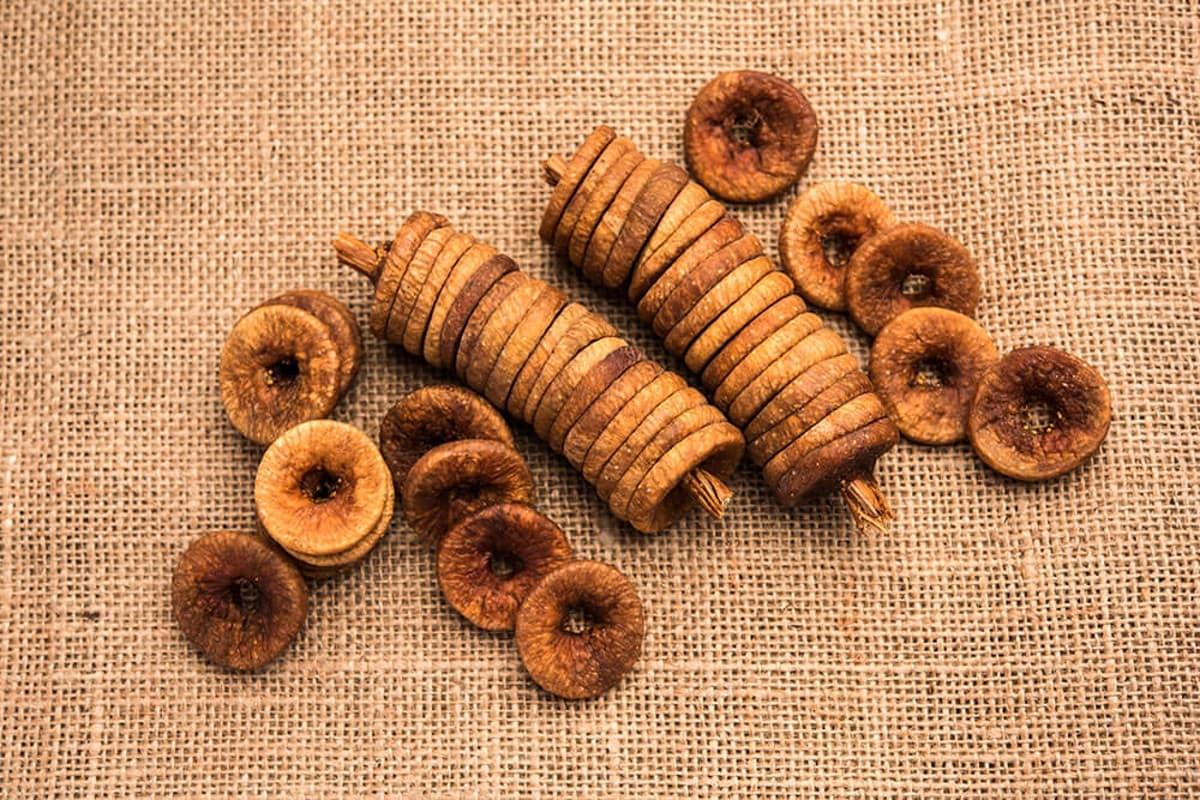 Figs In Summer: गर्मी में अंजीर कैसे खाएं, यहां जानें बेस्ट तरीका और इसके फायदे