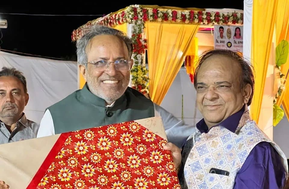 गुजरात में कांग्रेस पस्त! जानें Arjun Modhwadia के बीजेपी में शामिल होने से कितनी कमजोर हुई पार्टी