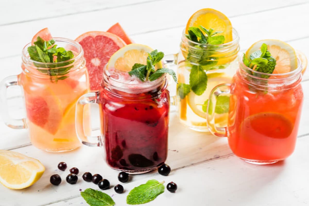 Best 5 Drinks For Diabetic Patients: डायबिटीज के मरीजों के लिए बेस्ट हैं ये 5 ड्रिंक