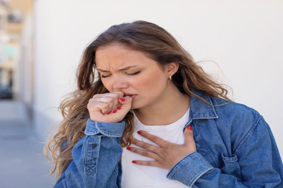 Chronic Cough Causes And Home Remedies: क्या है खांसी का कारण? यहां जानें छुटकारा पाने के लिए घरेलू उपाय