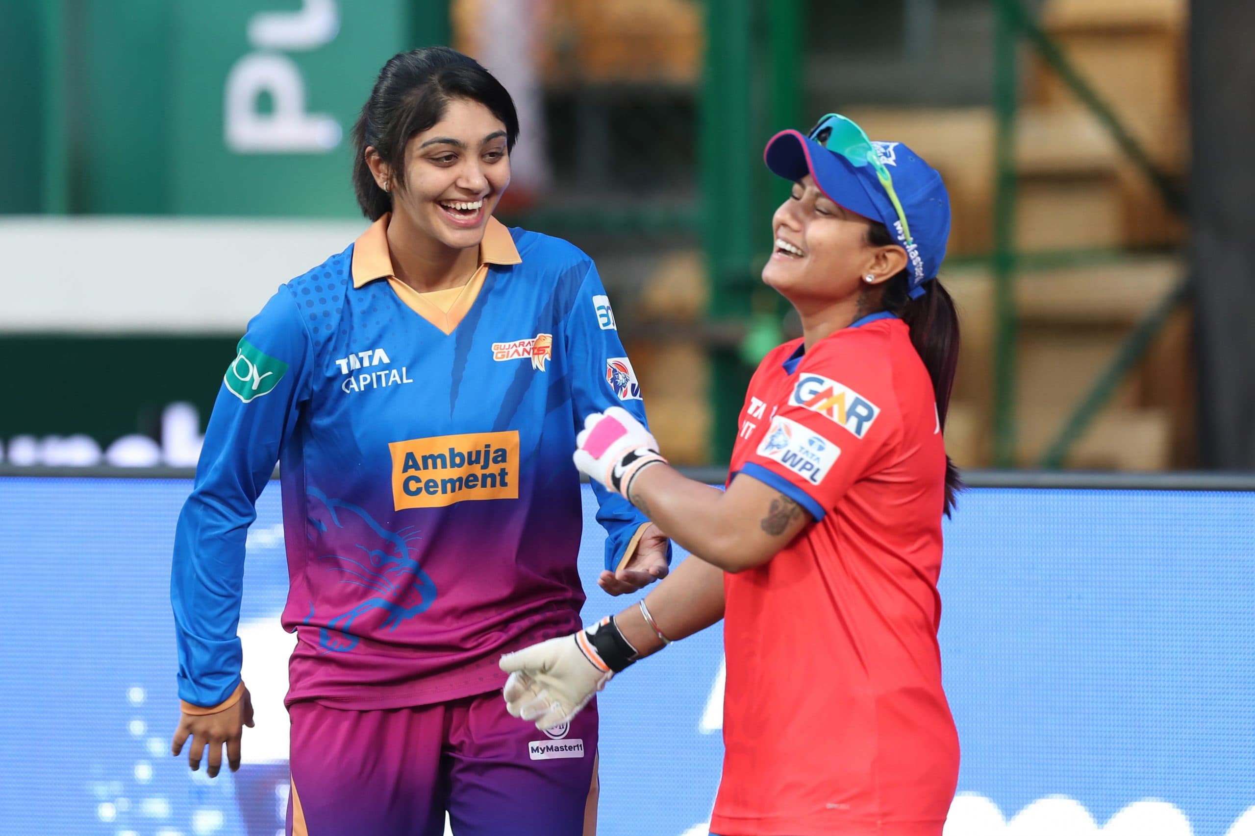 WPL 2024: गुजरात जायंट्स ने जीता टॉस, पहले गेंदबाजी का फैसला, पहली जीत की तलाश में टीम