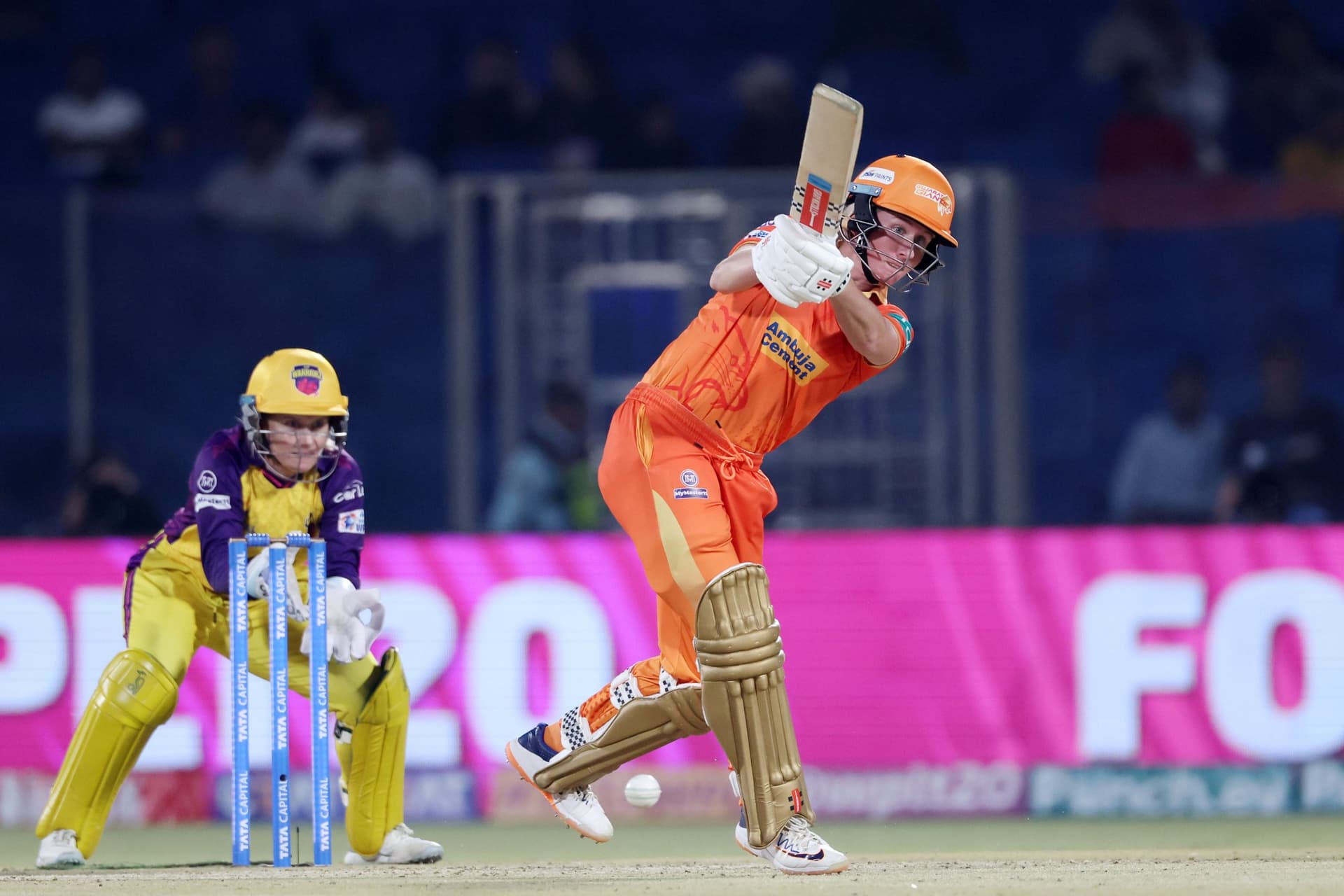 WPL 2024: गुजरात जायंट्स ने यूपी को दिया 153 रनों का लक्ष्य, कप्तान बेथ मूनी ने जड़े नाबाद 74 रन
