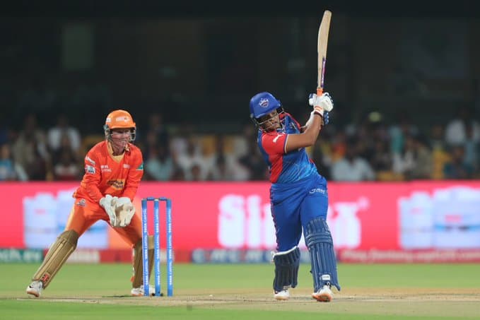 WPL 2024: दिल्ली ने फाइनल में बनाई जगह, शैफाली वर्मा ने जड़ा शानदार अर्धशतक