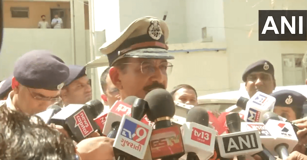 Gujarat News: गुजरात के एक हॉस्टल में बवाल, विदेशी छात्रों के साथ मारपीट, विदेश मंत्रालय ने लिया संज्ञान
