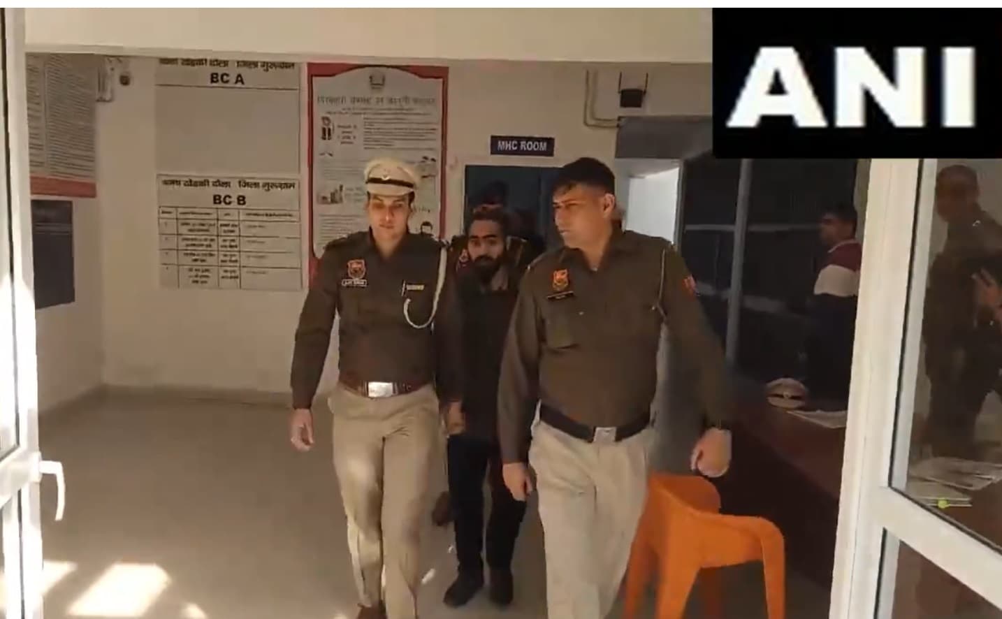 Gurugram News: माउथ फ्रेशनर खाने के बाद खून की उल्टी होने के मामले में रेस्तरां मैनेजर गिरफ्तार, 5 लोग हुए थे बीमार