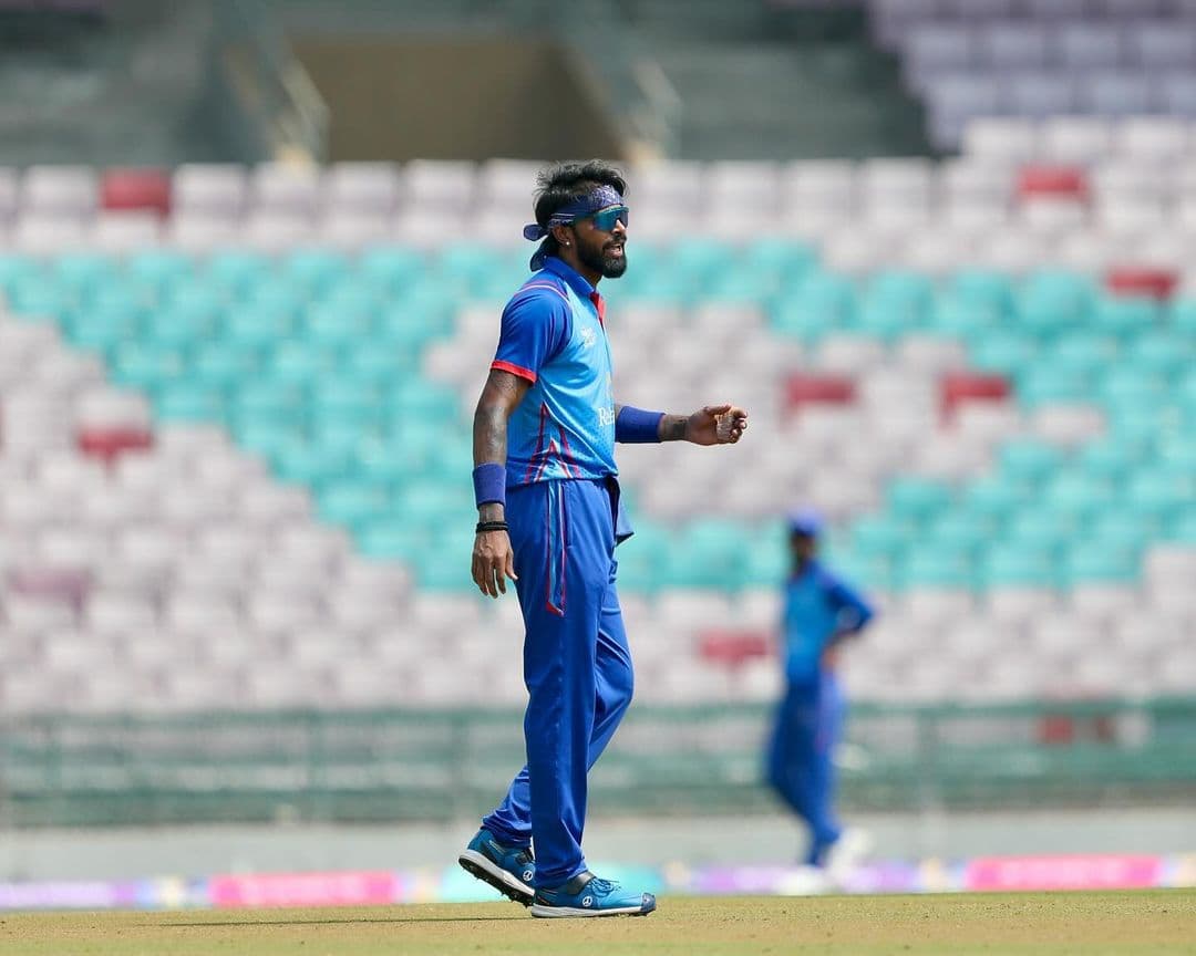 IPL 2024: स्टेडियम में फैंस की हूटिंग झेल रहे हार्दिक पांड्या को स्मिथ ने दी खास सलाह