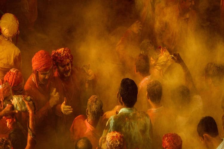 Holi 2024: भारत के अलावा और किस देश में होली खेली जाती है? देखें लिस्ट