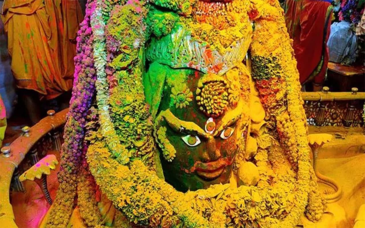 Holi in Mahakal Temple: विश्व प्रसिद्ध है यहां की होली, सबसे पहले महाकाल मनाते हैं होली