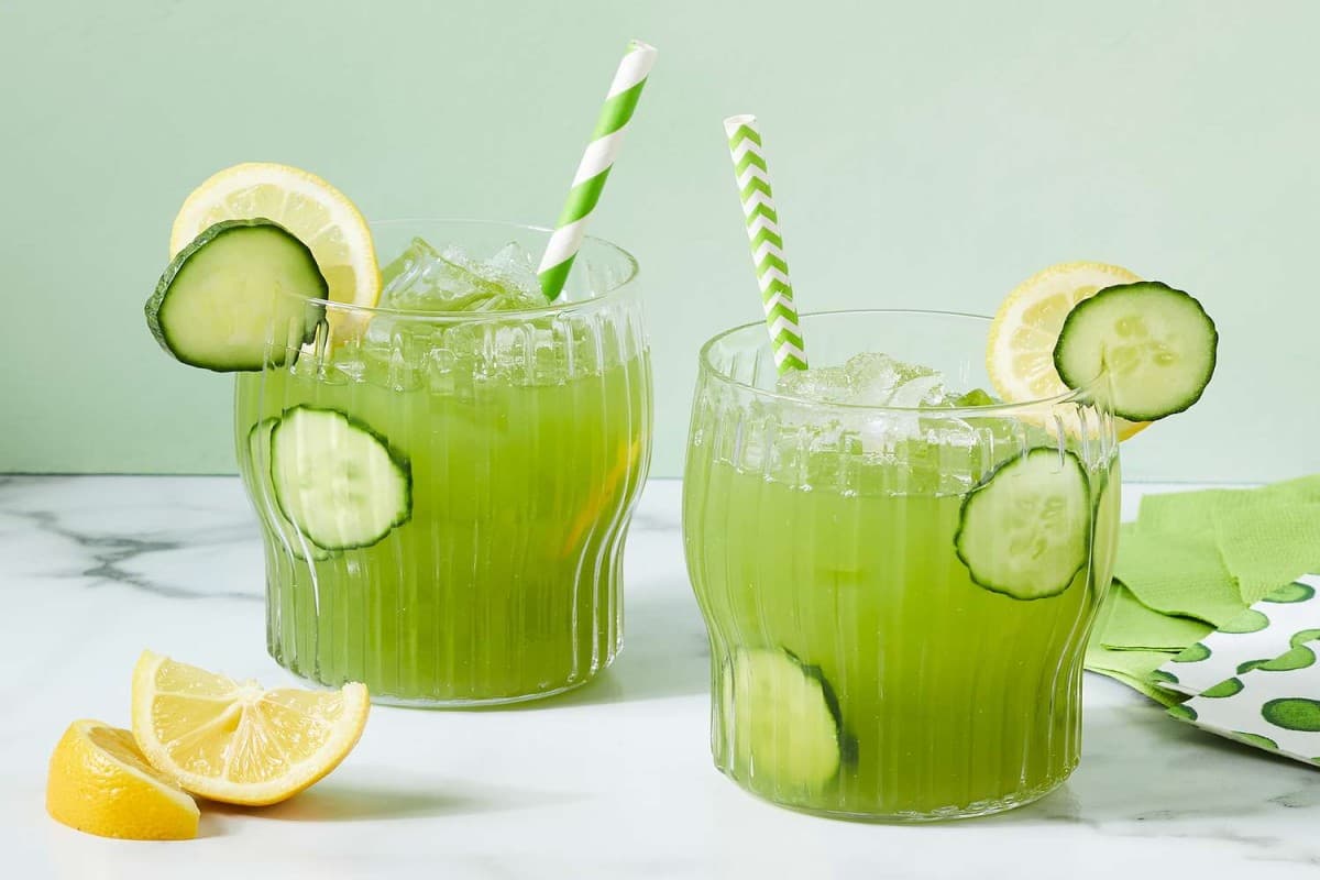 Benefits Of Cucumber Water: वजन घटाने से लेकर संपूर्ण सेहत लिए फायदेमंद है खीरे का पानी